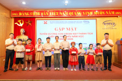 Chắp cánh ước mơ – Ghi nhận thành tích học tập xuất sắc của con em CBCNV Công ty Cổ phần Kinh doanh Than Cẩm Phả - Vinacomin