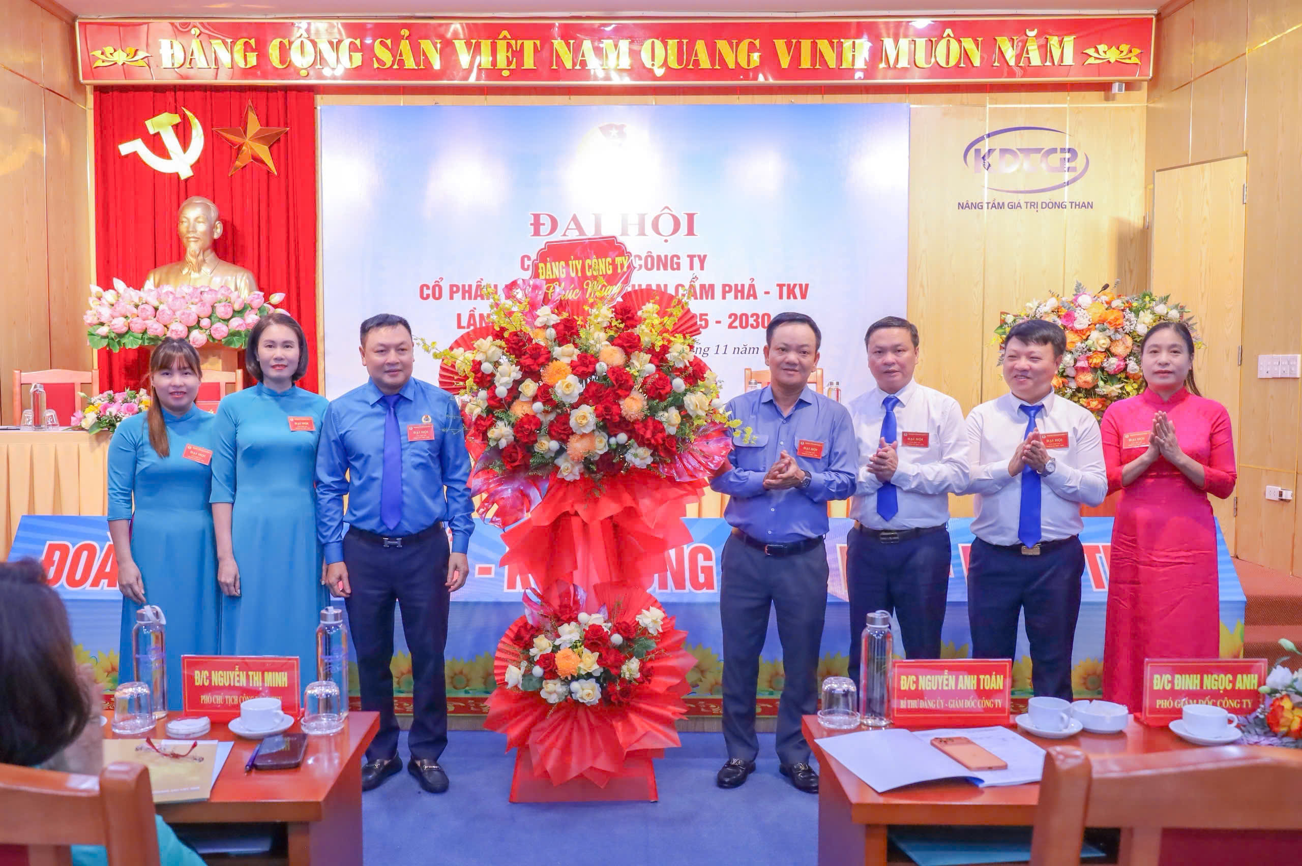 z7204357533950 ba7a065f448a30fa1c2aa48c5b894fc0