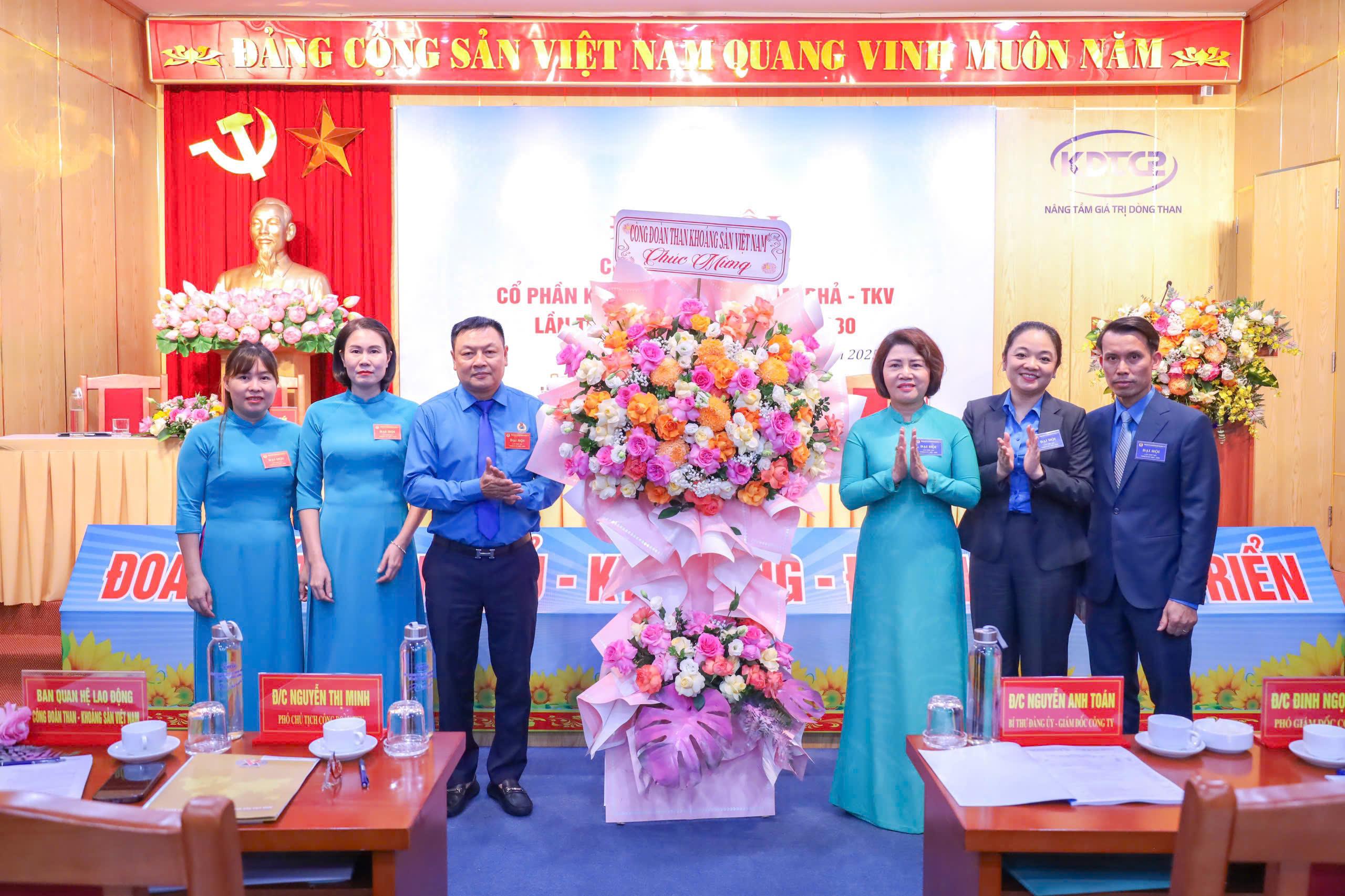 z7204357554863 4e2920bd6b0e61bad98ff25c533b8e87