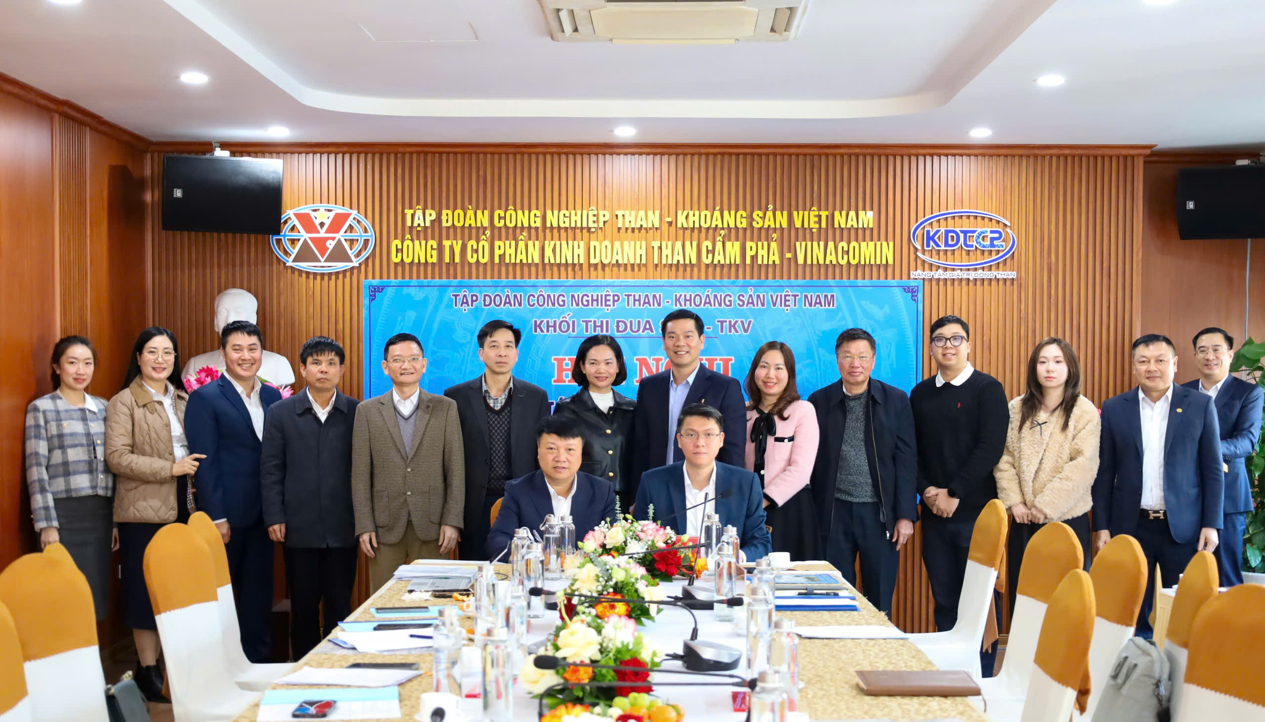 z7406184174648 6f673bad79f653d414d35a7515f18001