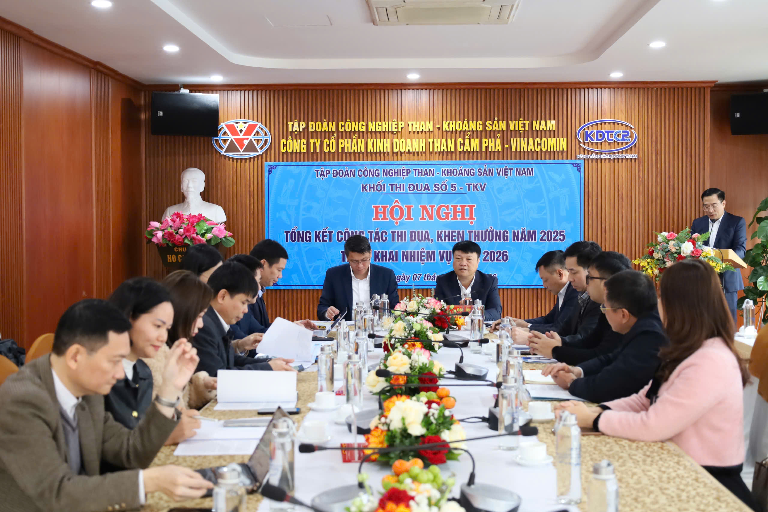 z7406184195532 889f565ca0f77f42d2588ababcffd81d