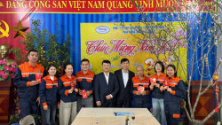 Rộn Ràng Không Khí Chuẩn Bị Cho Những Tấn Than Đầu Tiên