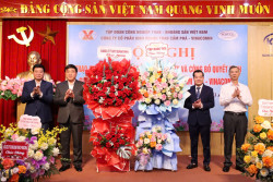 Công bố các Quyết định về công tác cán bộ tại Công ty Cổ phần Kinh doanh Than Cẩm Phả – Vinacomin