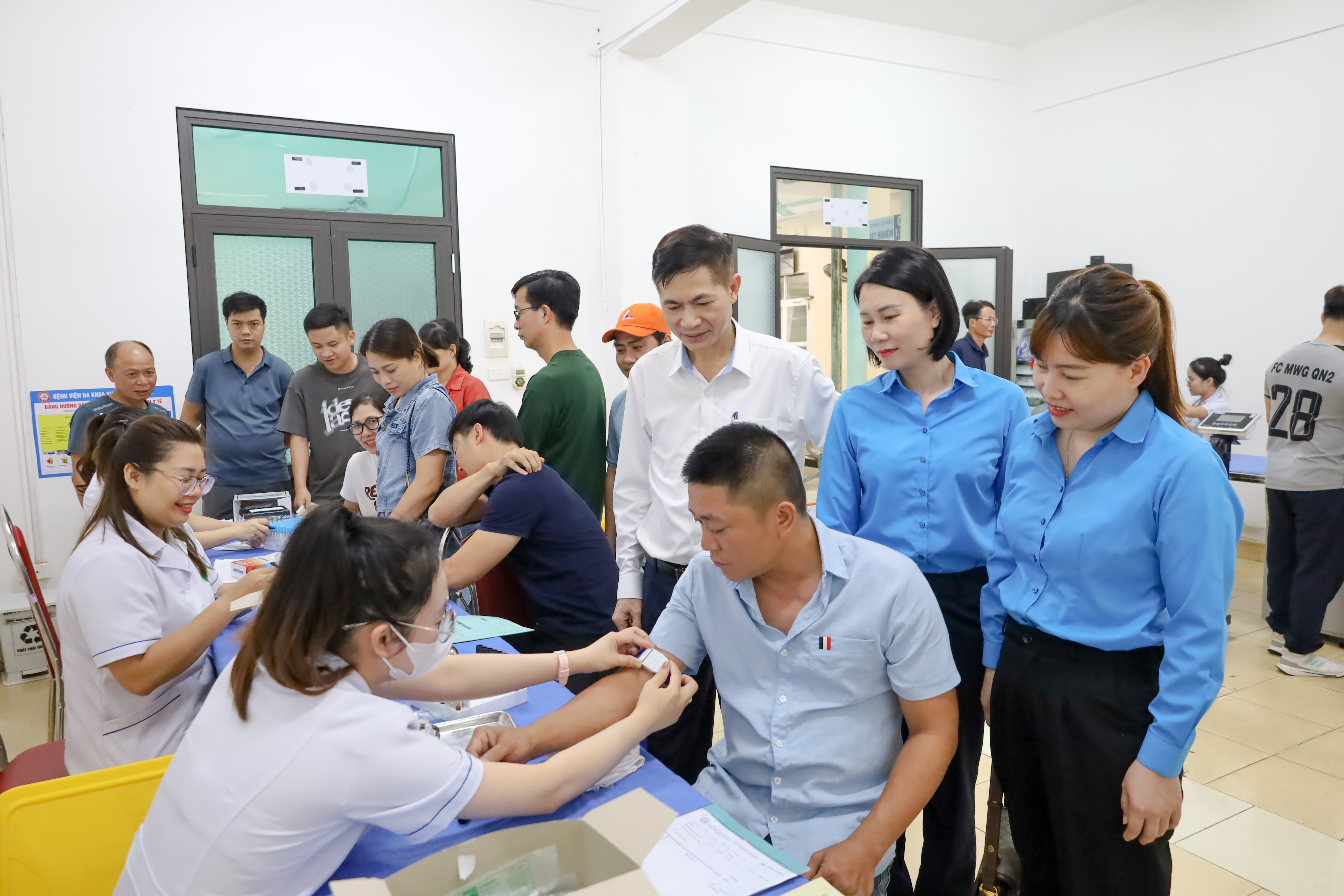 Công ty CP Kinh doanh than Cẩm Phả: Hành động thiết thực vì sức khỏe người lao động