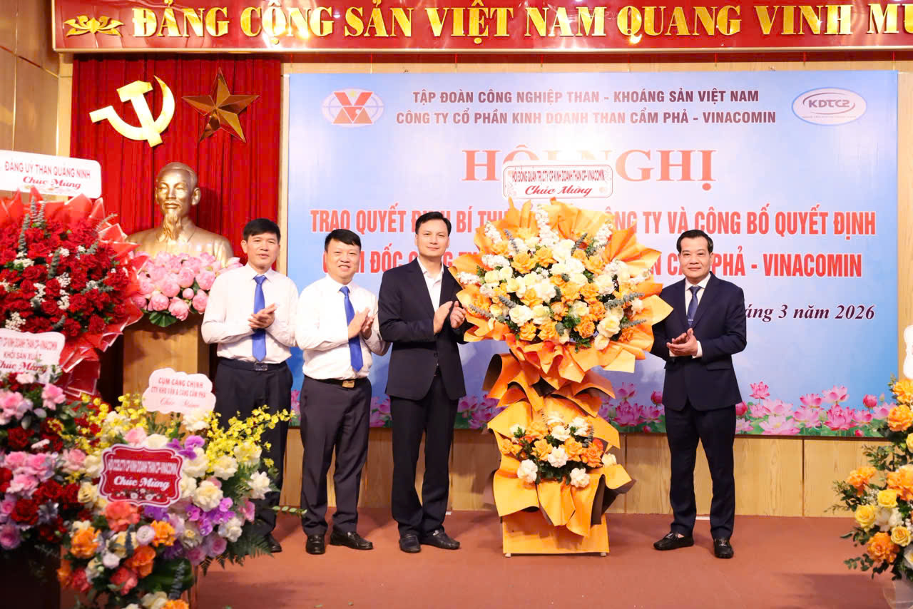 z7674012708438 d5d89ab60e4e35cfe0f29589a4c78ec6